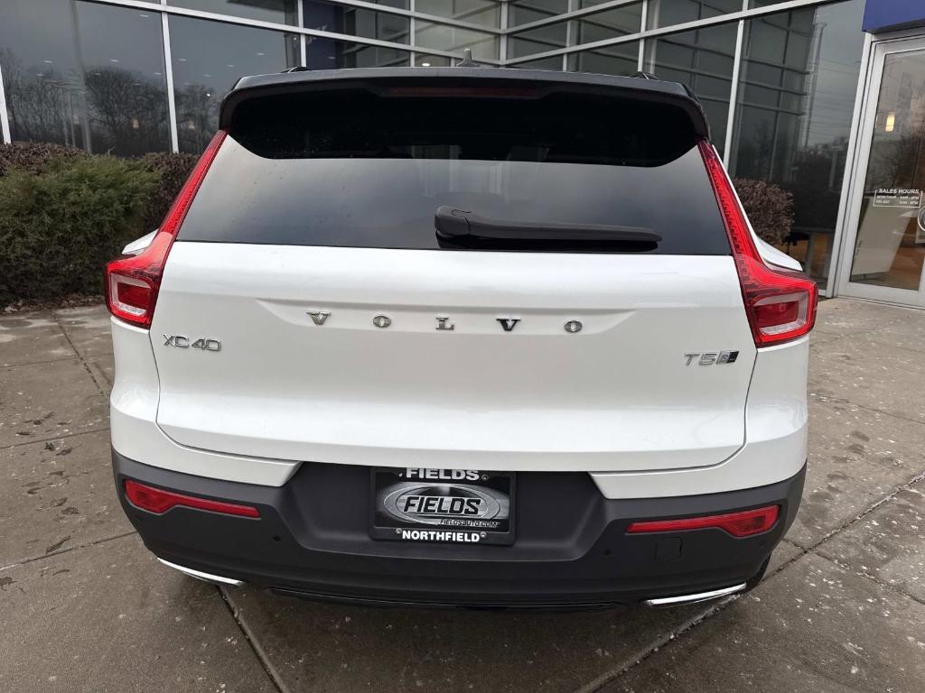 used 2019 Volvo XC40 car, priced at $19,648