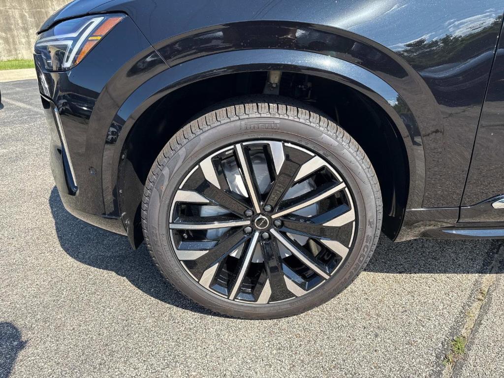 new 2026 Volvo XC90 car, priced at $79,455
