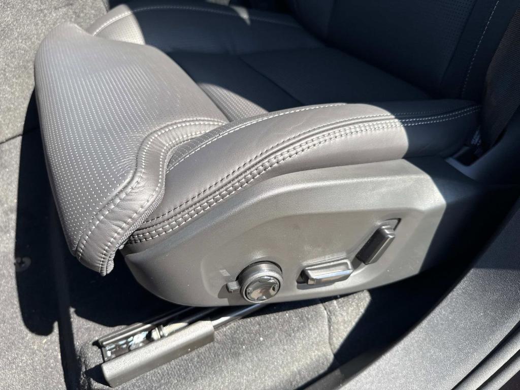 new 2026 Volvo XC90 car, priced at $79,455