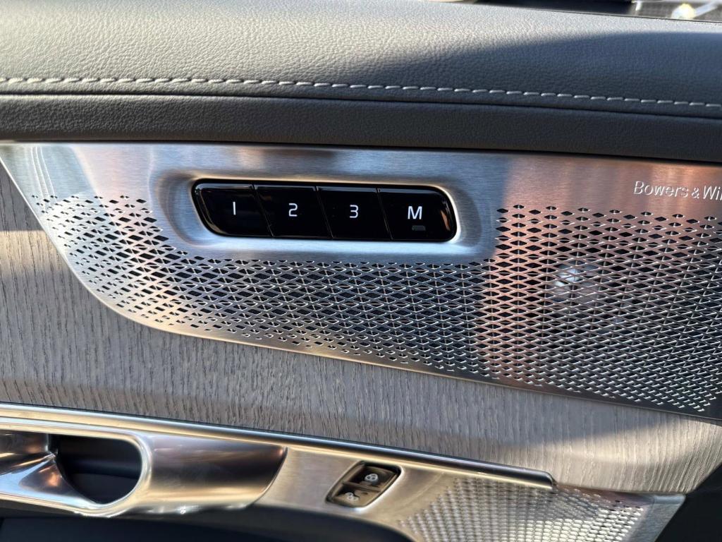 new 2026 Volvo XC90 car, priced at $79,455