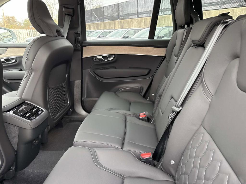 new 2026 Volvo XC90 car, priced at $71,825