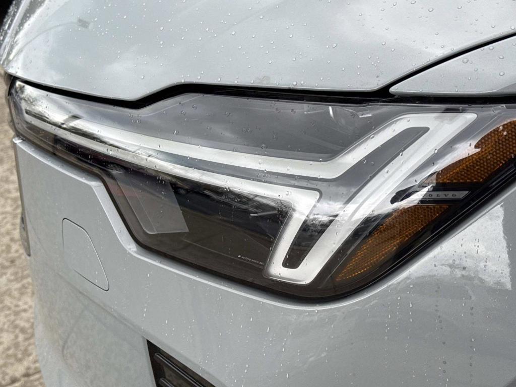 new 2026 Volvo XC90 car, priced at $75,155