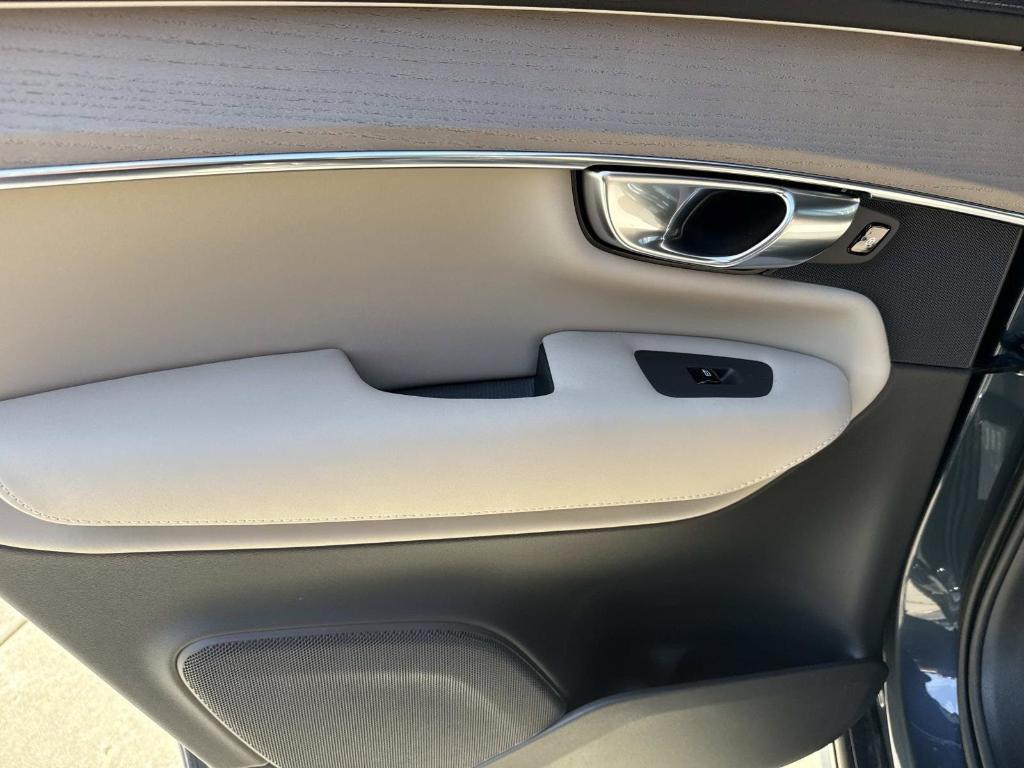 new 2026 Volvo XC90 car, priced at $72,699