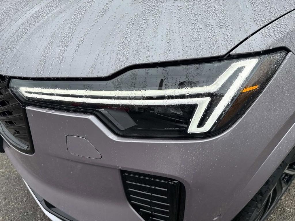 new 2026 Volvo XC90 car, priced at $75,350