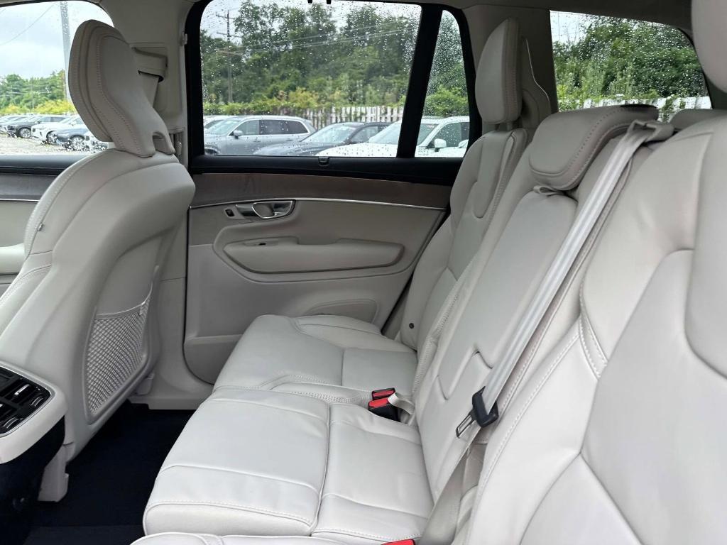 new 2026 Volvo XC90 car, priced at $75,350