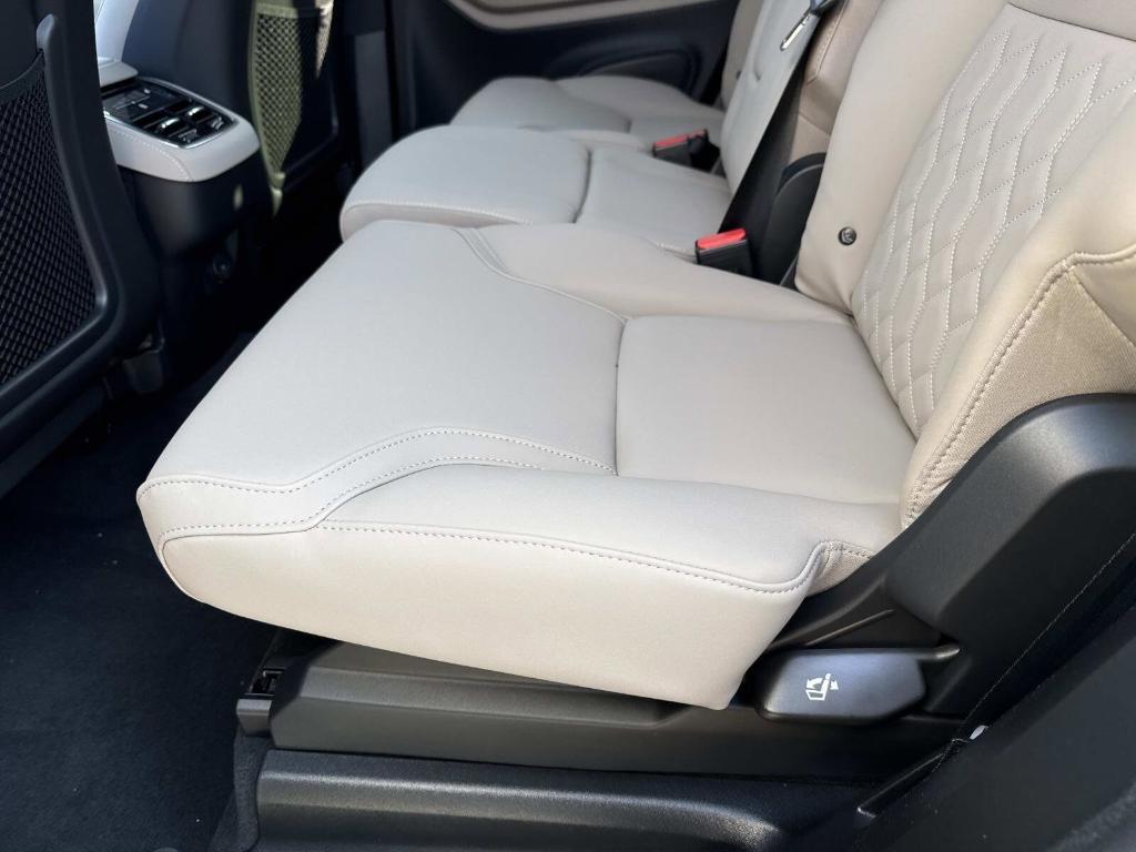 new 2026 Volvo XC90 car