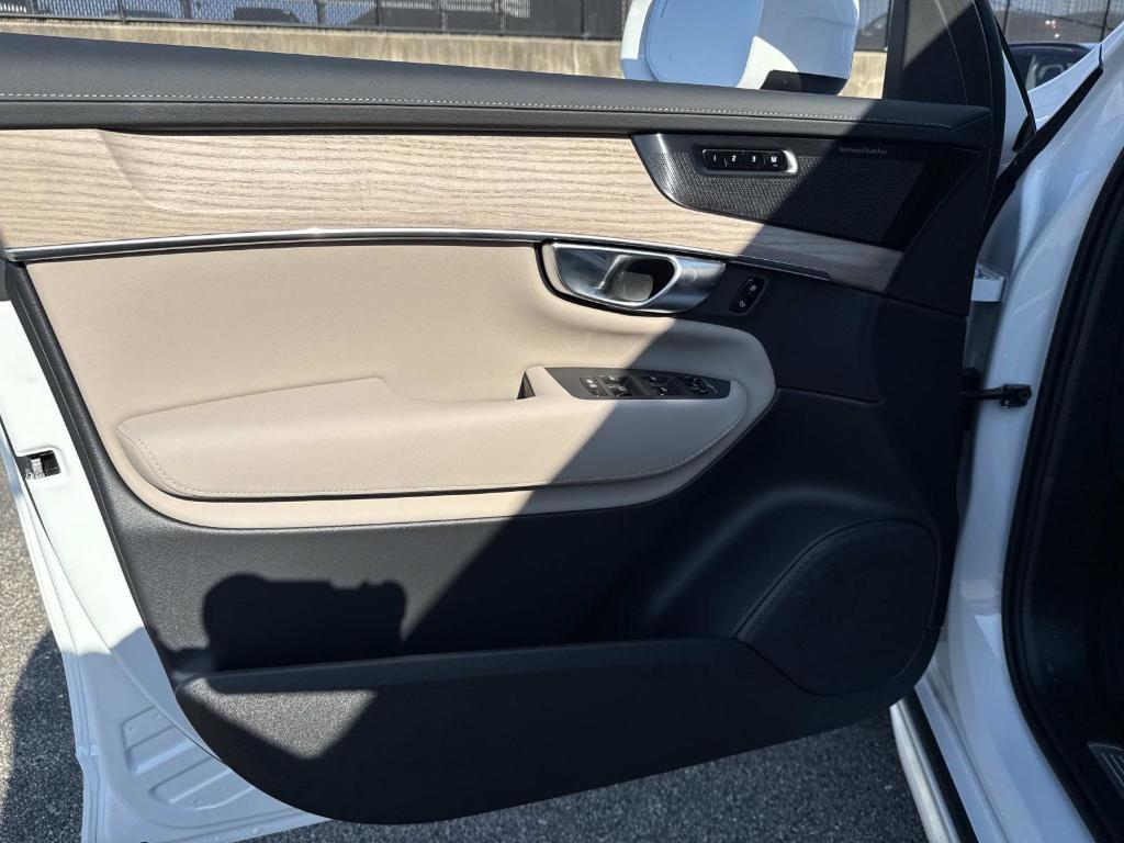 new 2026 Volvo XC90 car