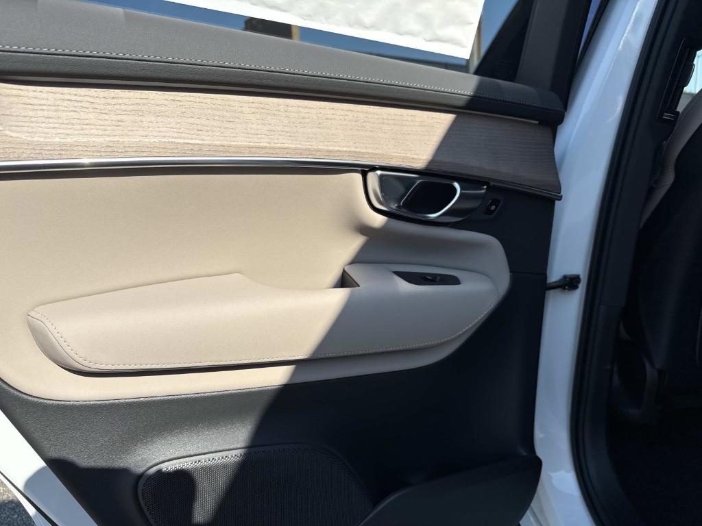 new 2026 Volvo XC90 car