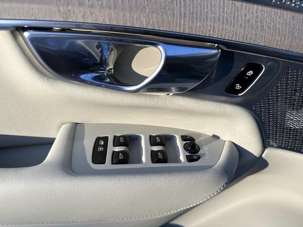 new 2026 Volvo XC90 car, priced at $82,610