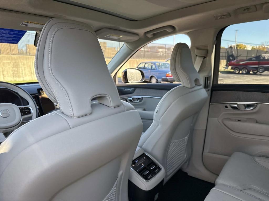 new 2026 Volvo XC90 car, priced at $79,830