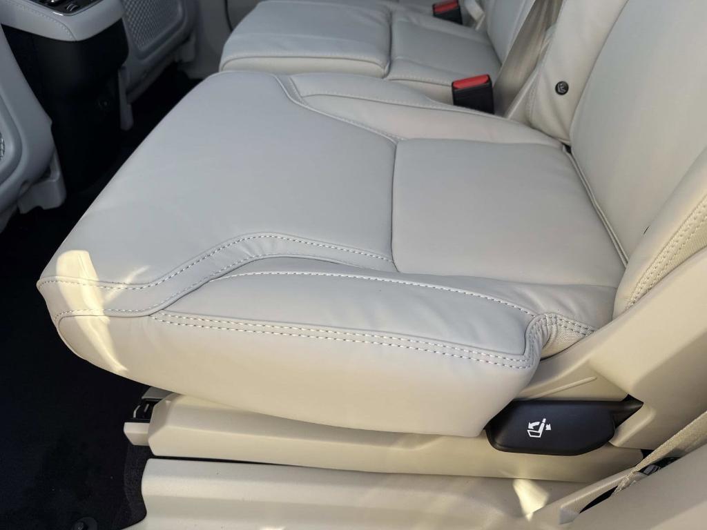 new 2026 Volvo XC90 car, priced at $79,830