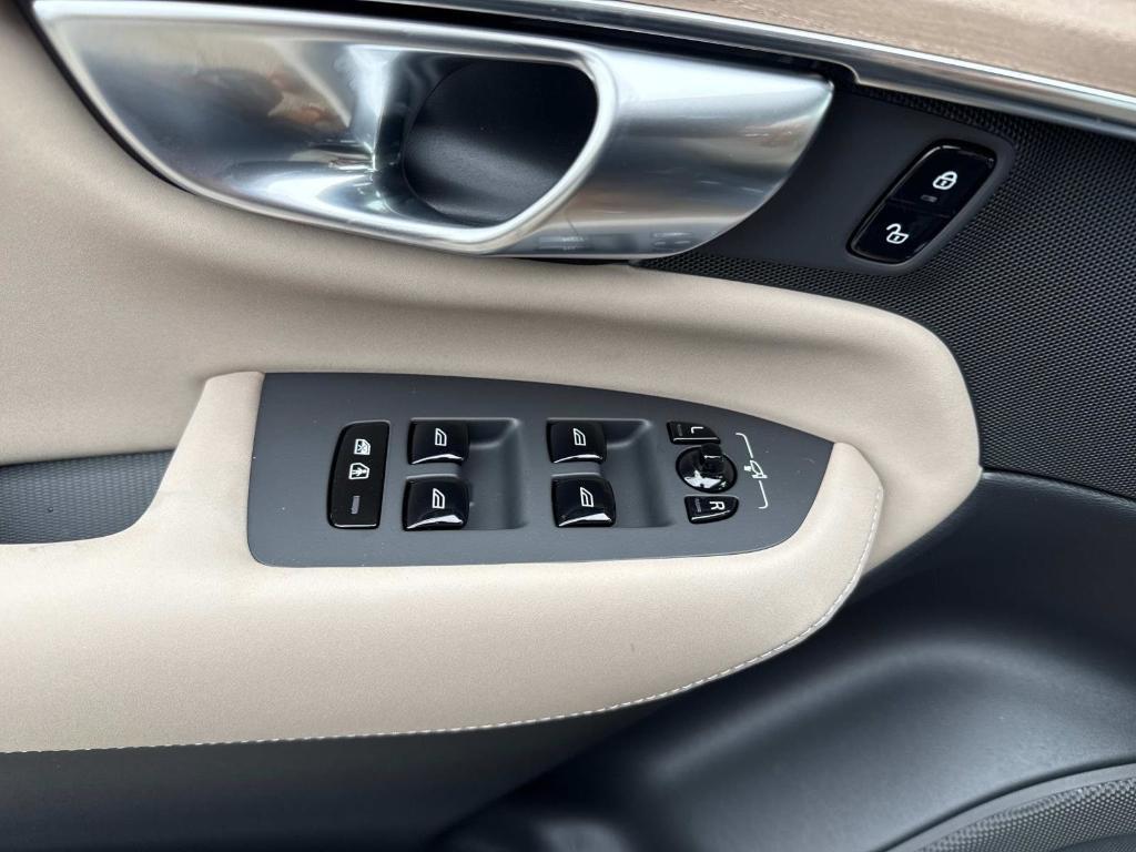 new 2026 Volvo XC90 car, priced at $71,825