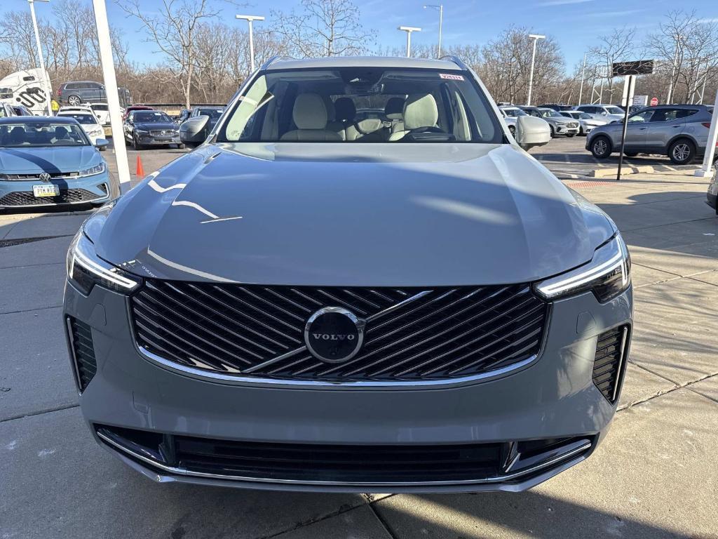 new 2026 Volvo XC90 Plug-In Hybrid car, priced at $85,625