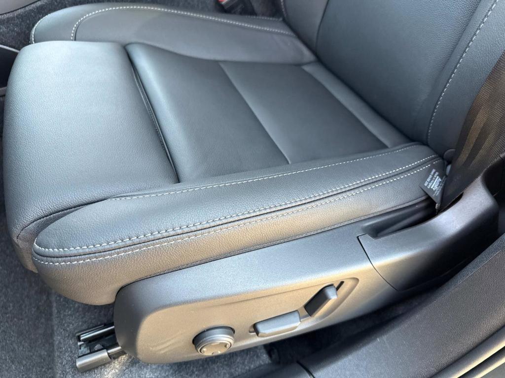 new 2026 Volvo XC40 car, priced at $53,525