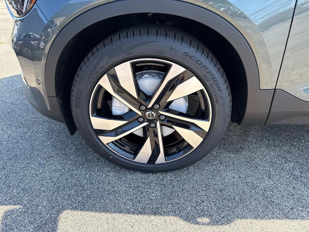 new 2026 Volvo XC40 car, priced at $53,525