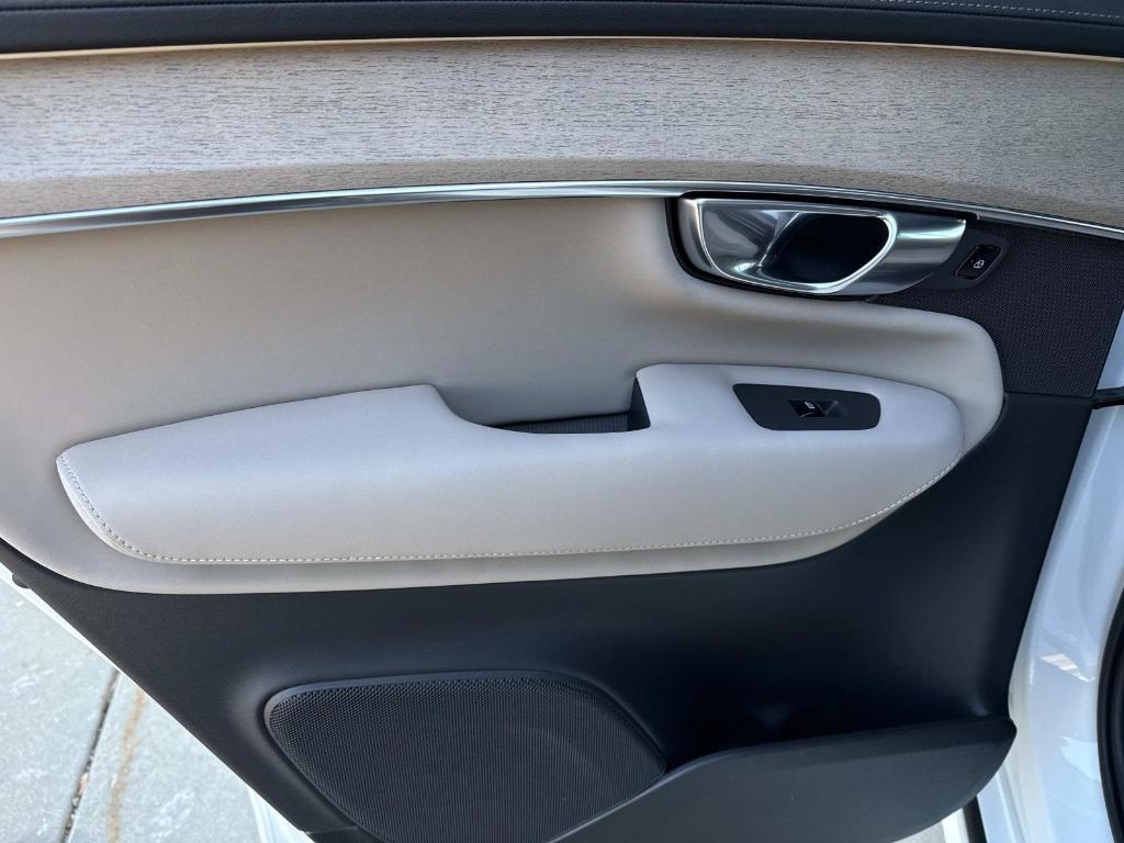 new 2026 Volvo XC90 Plug-In Hybrid car, priced at $81,875