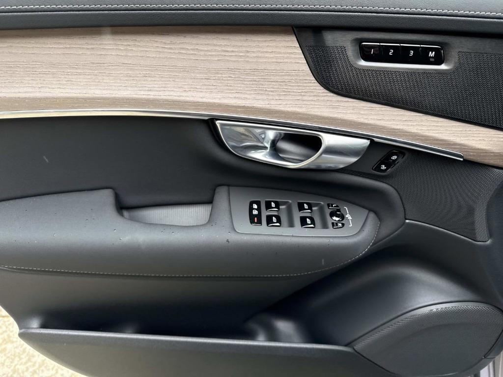 new 2026 Volvo XC90 car, priced at $68,605