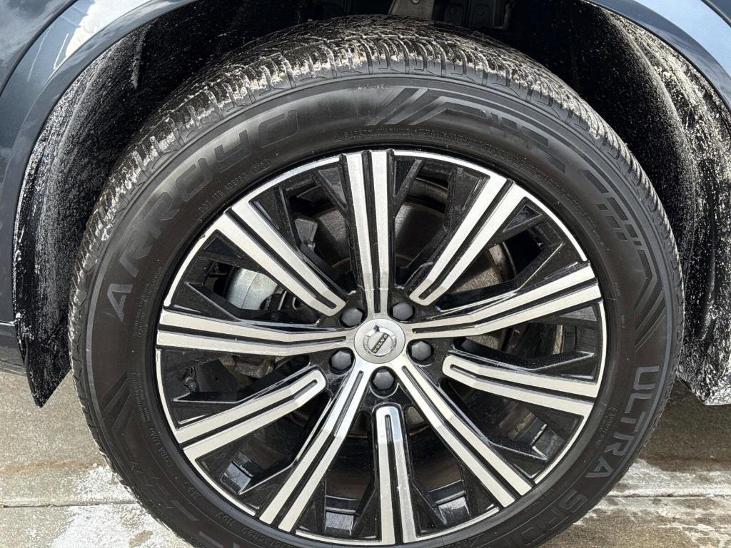 used 2023 Volvo XC90 car, priced at $41,237