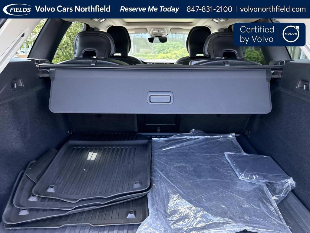 used 2023 Volvo XC60 car, priced at $35,591