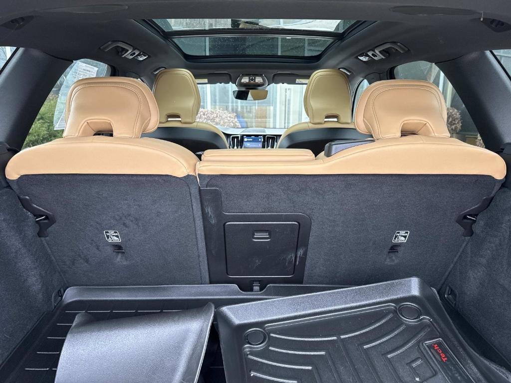 used 2022 Volvo XC60 car, priced at $25,345