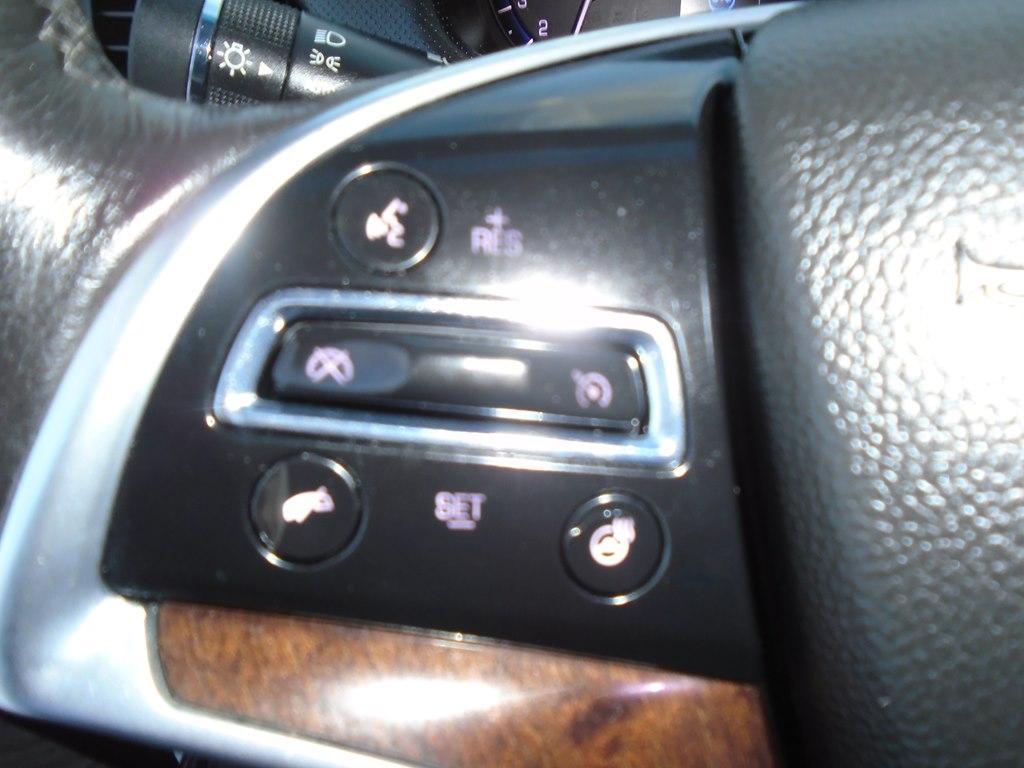 used 2013 Cadillac XTS car, priced at $9,975