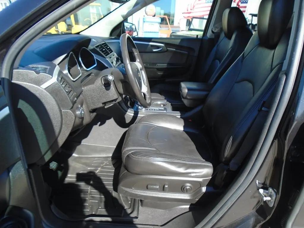 used 2011 Chevrolet Traverse car, priced at $4,925
