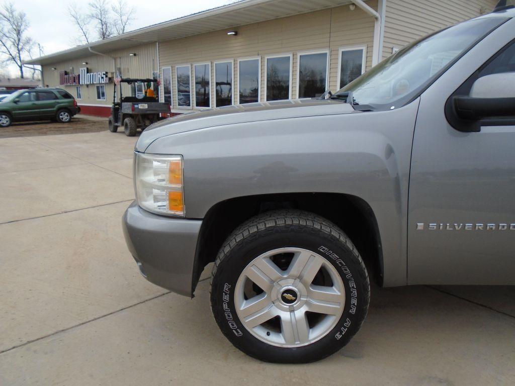 used 2008 Chevrolet Silverado 1500 car, priced at $6,925