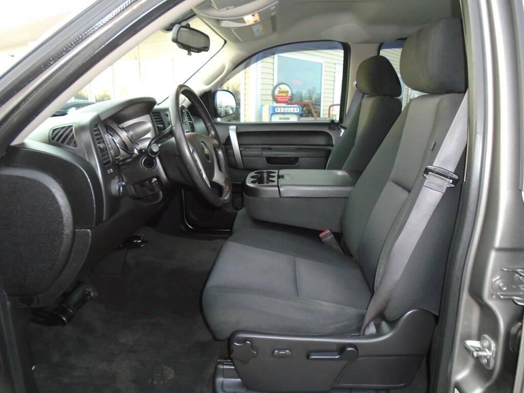 used 2013 Chevrolet Silverado 1500 car, priced at $18,975