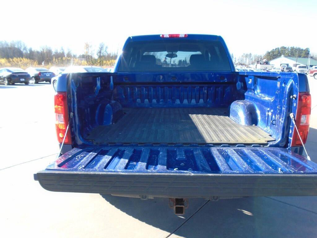 used 2013 Chevrolet Silverado 1500 car, priced at $15,975