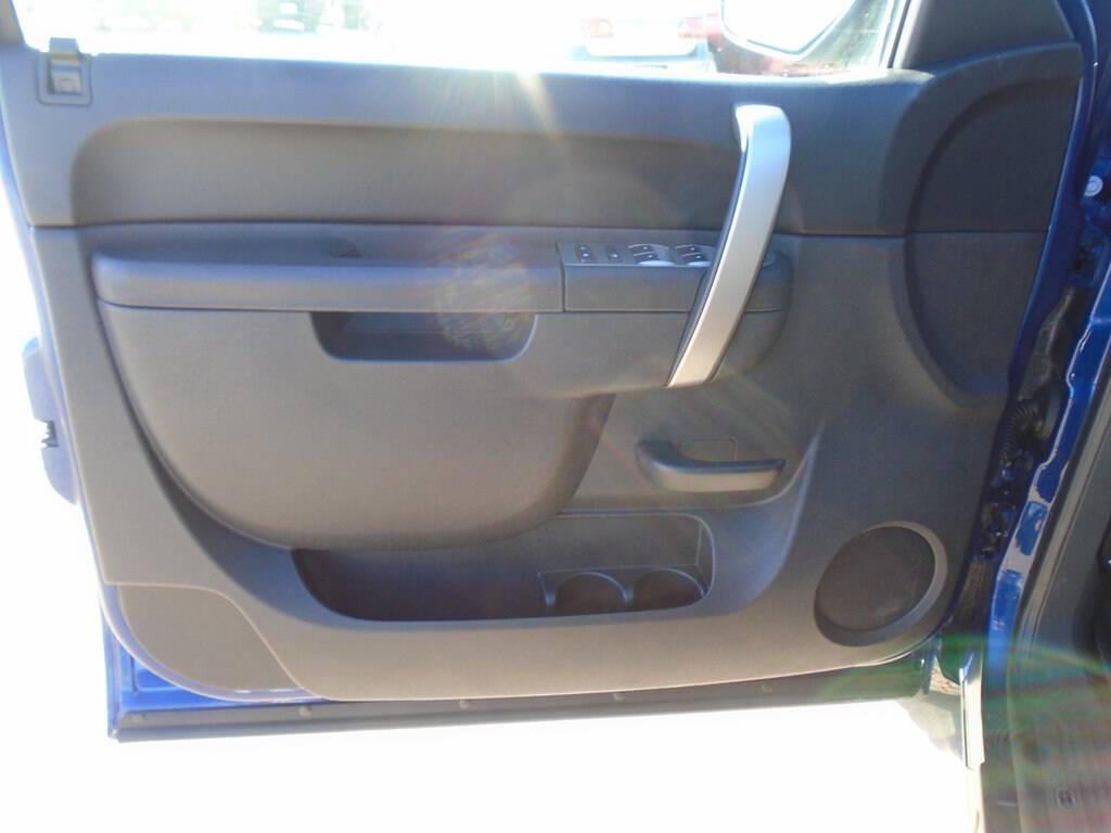 used 2013 Chevrolet Silverado 1500 car, priced at $15,975