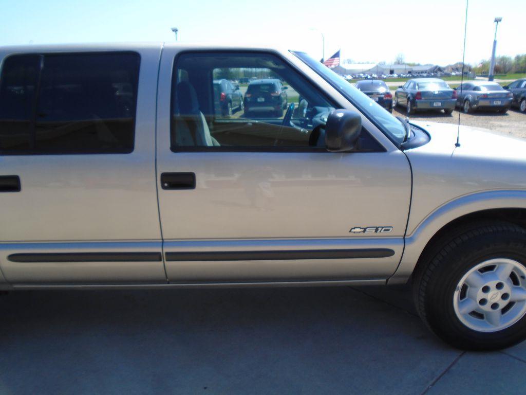 used 2001 Chevrolet S-10 car, priced at $14,975