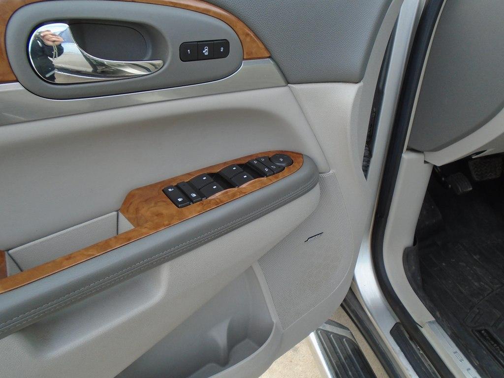 used 2008 Buick Enclave car, priced at $7,975