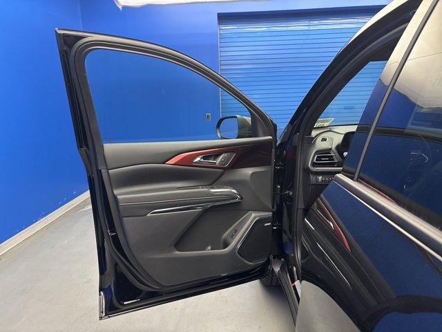 new 2026 Chevrolet Traverse car, priced at $53,828