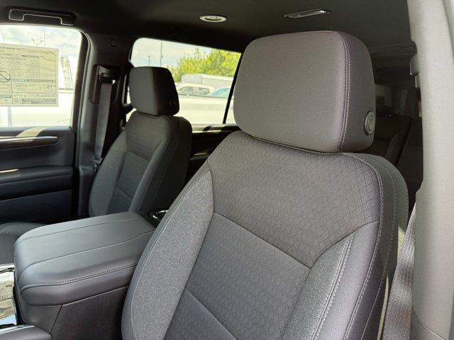 new 2025 Chevrolet Suburban car