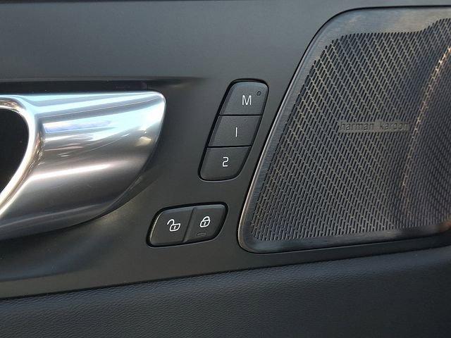 new 2026 Volvo XC60 car, priced at $59,290