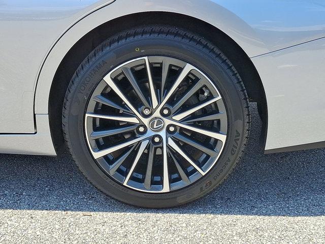 used 2022 Lexus ES 350 car