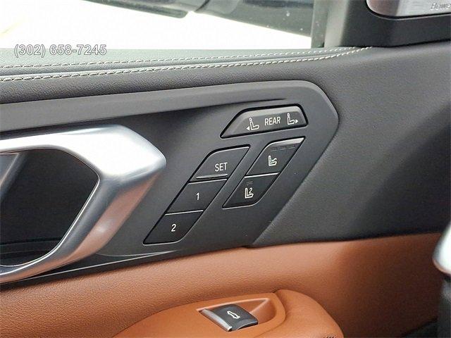 new 2026 BMW X7 car, priced at $106,625