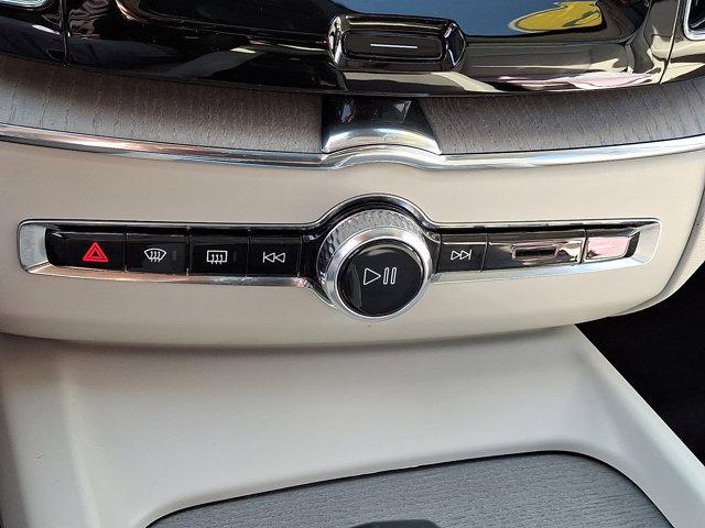 used 2023 Volvo XC60 car, priced at $35,995