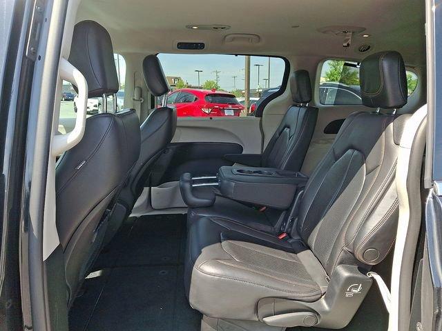 used 2020 Chrysler Pacifica car, priced at $19,487