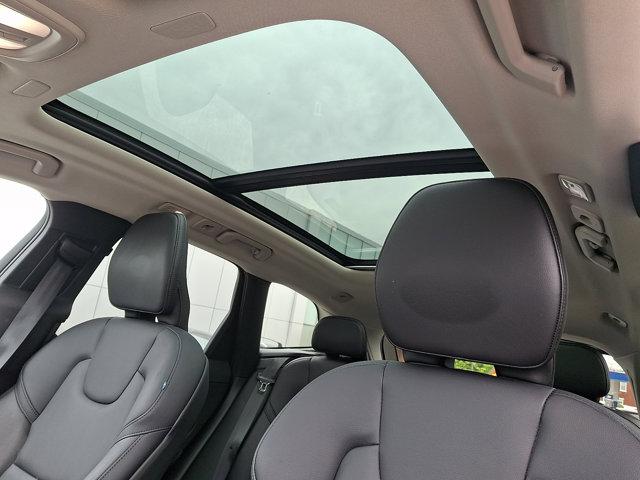 used 2024 Volvo XC60 car, priced at $35,495