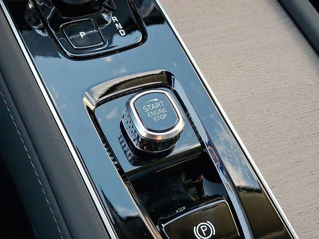 new 2026 Volvo XC90 car, priced at $71,825