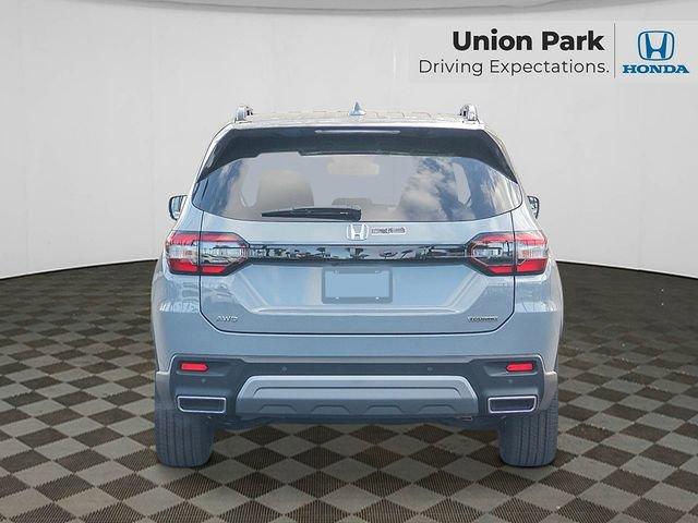 new 2025 Honda Pilot car, priced at $53,450