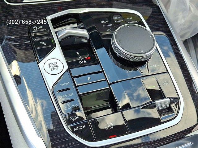 new 2026 BMW X7 car, priced at $97,380