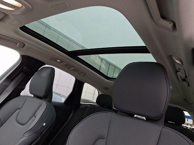 new 2026 Volvo XC60 car, priced at $57,985