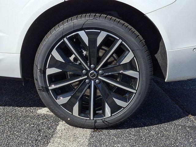 new 2026 Volvo XC60 Plug-In Hybrid car, priced at $75,355