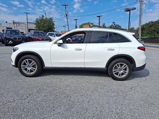 used 2023 Mercedes-Benz GLC 300 car