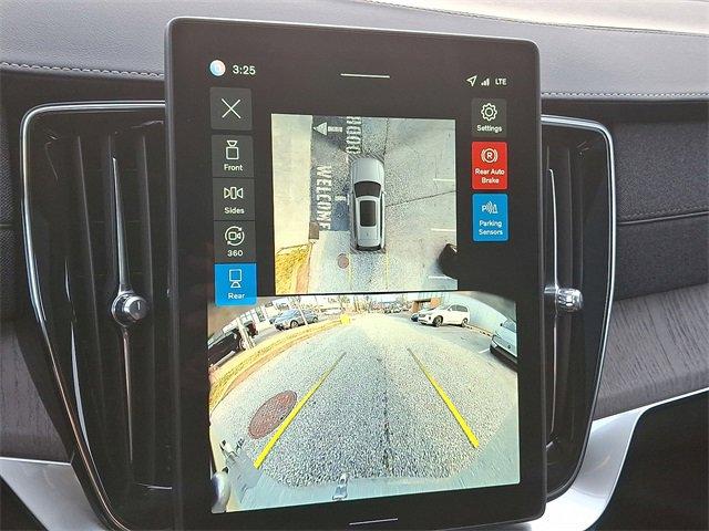 new 2026 Volvo XC90 car, priced at $75,155