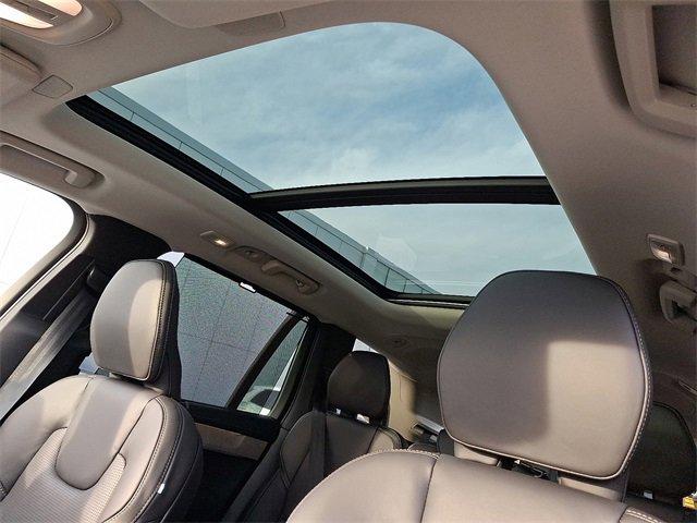 new 2026 Volvo XC90 car, priced at $75,155