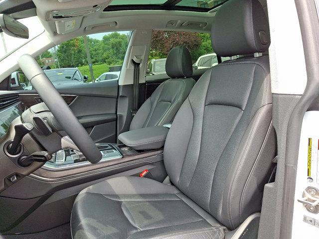 used 2023 Audi Q8 car