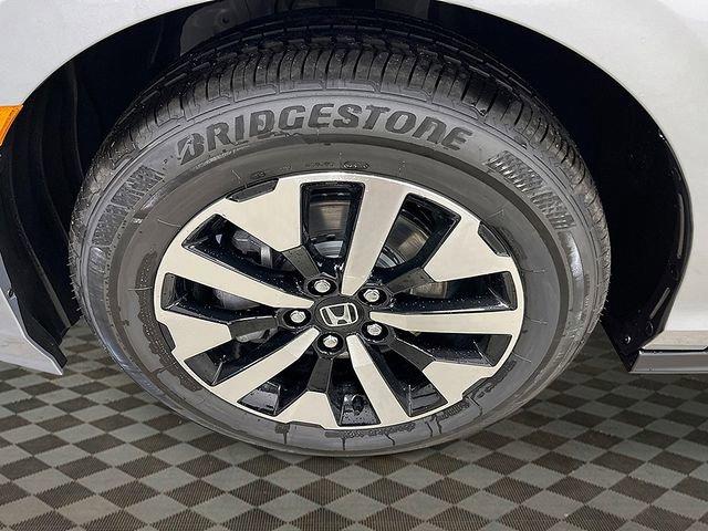 new 2026 Honda Odyssey car, priced at $44,290